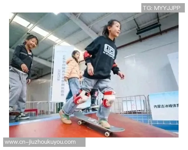 实时新闻聚焦滑板运动的灵活性与技巧探讨杭州滑板队的成长与挑战